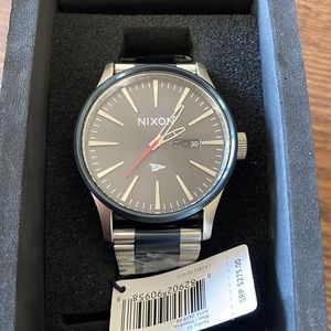 Nixon x primitive apparel sentry ss watch